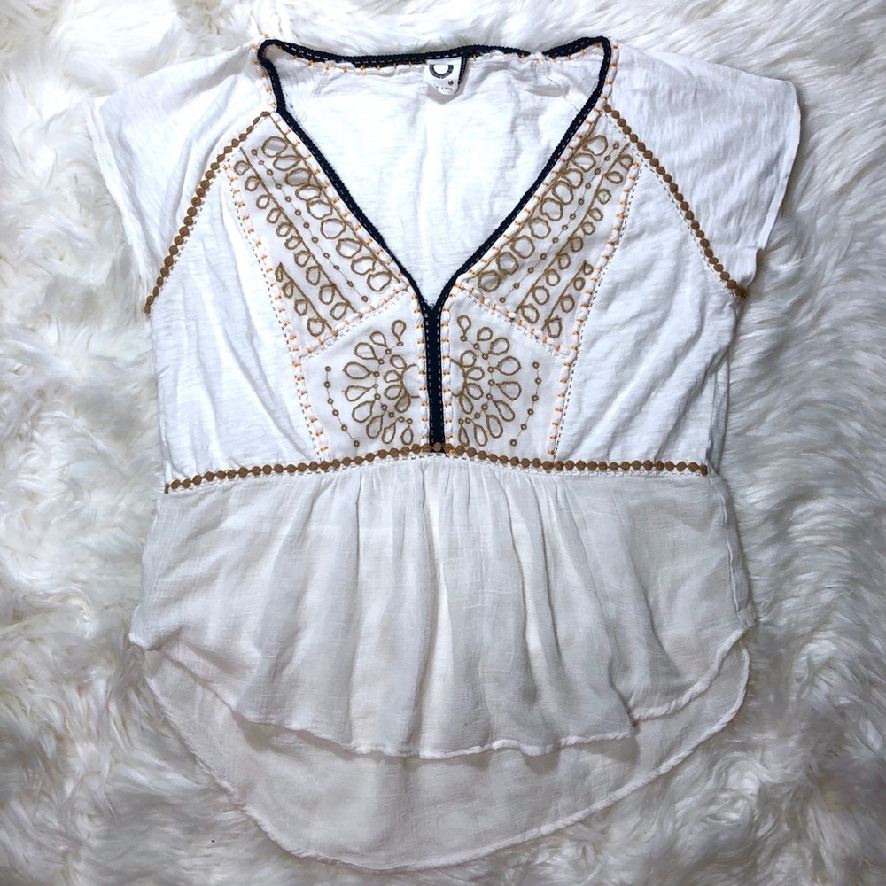 Anthropologie Akemi + Kin Peasant embroidered cotton popover top boho - Picture 2 of 6